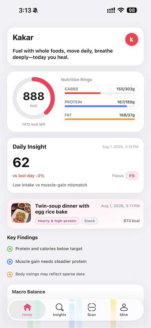 Daily dashboard with calories left and macro rings